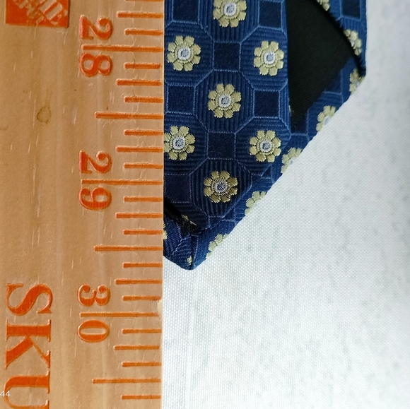 JOSEPH ABBOUD Necktie Tie Imported Silk Blue Yellow Flowers and Squares Designer - Picture 8 of 9